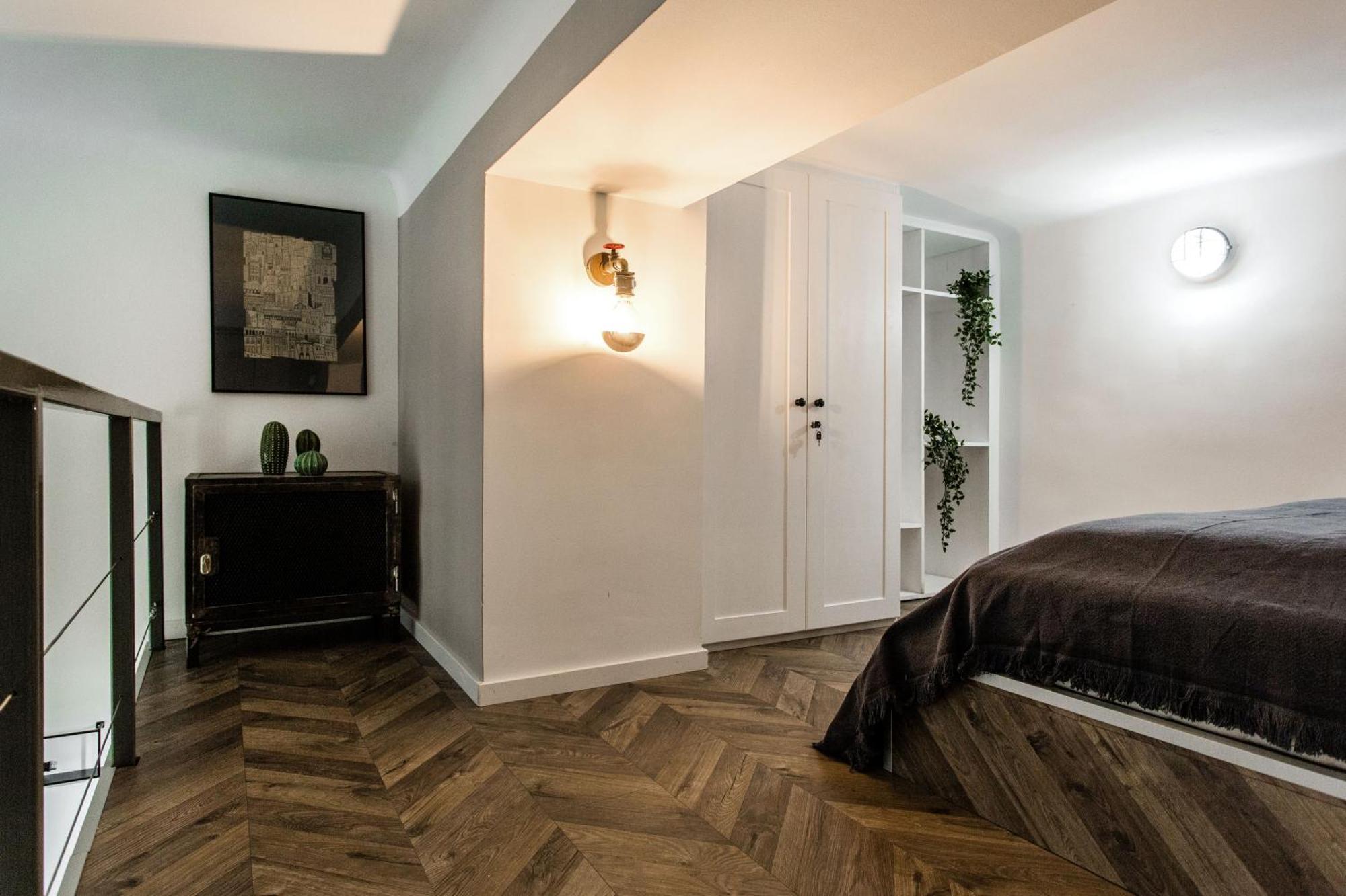 Walk To Nightlife From Elegant And Quiet * Budapest